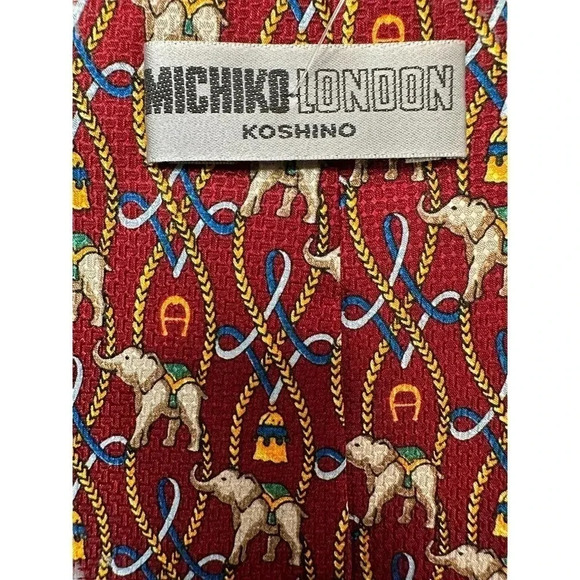 Michiko London Men's Red Silk Elephant Print Necktie Size OS - Picture 3 of 5
